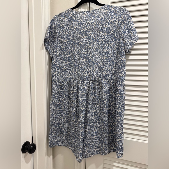 Carly Jean New Romper - Picture 3 of 4